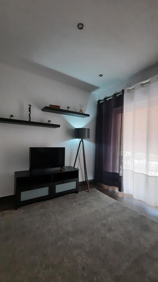 Glyfada Vacation Apt Atenas Exterior foto