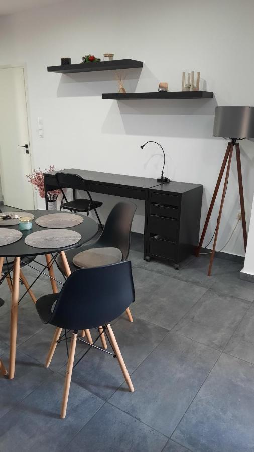 Glyfada Vacation Apt Atenas Exterior foto