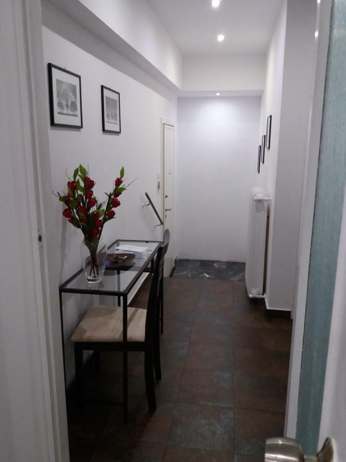 Glyfada Vacation Apt Atenas Exterior foto
